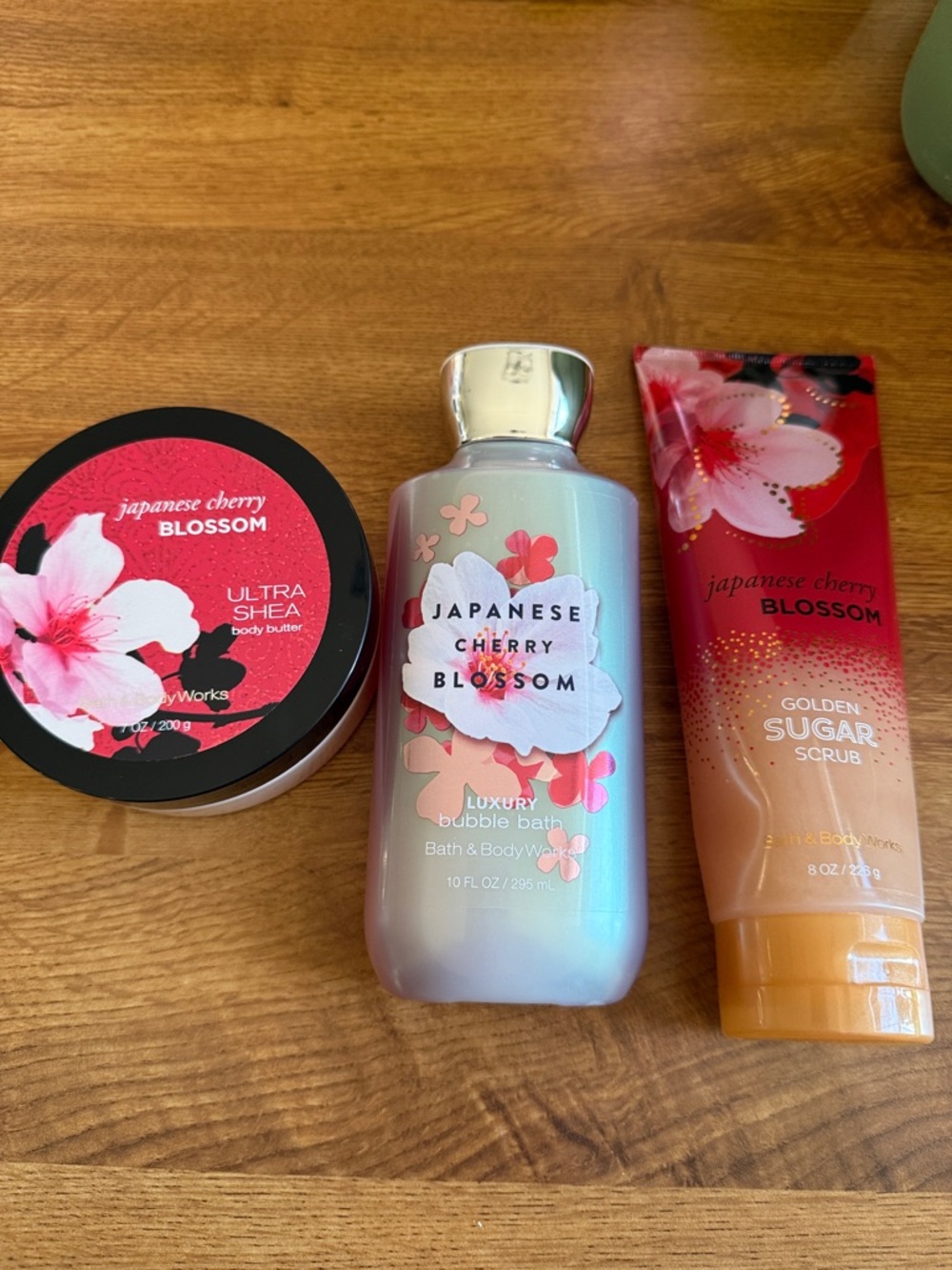 Bath & Body Works Japanese Cherry Blossom Set - sugar scrub body butter bath